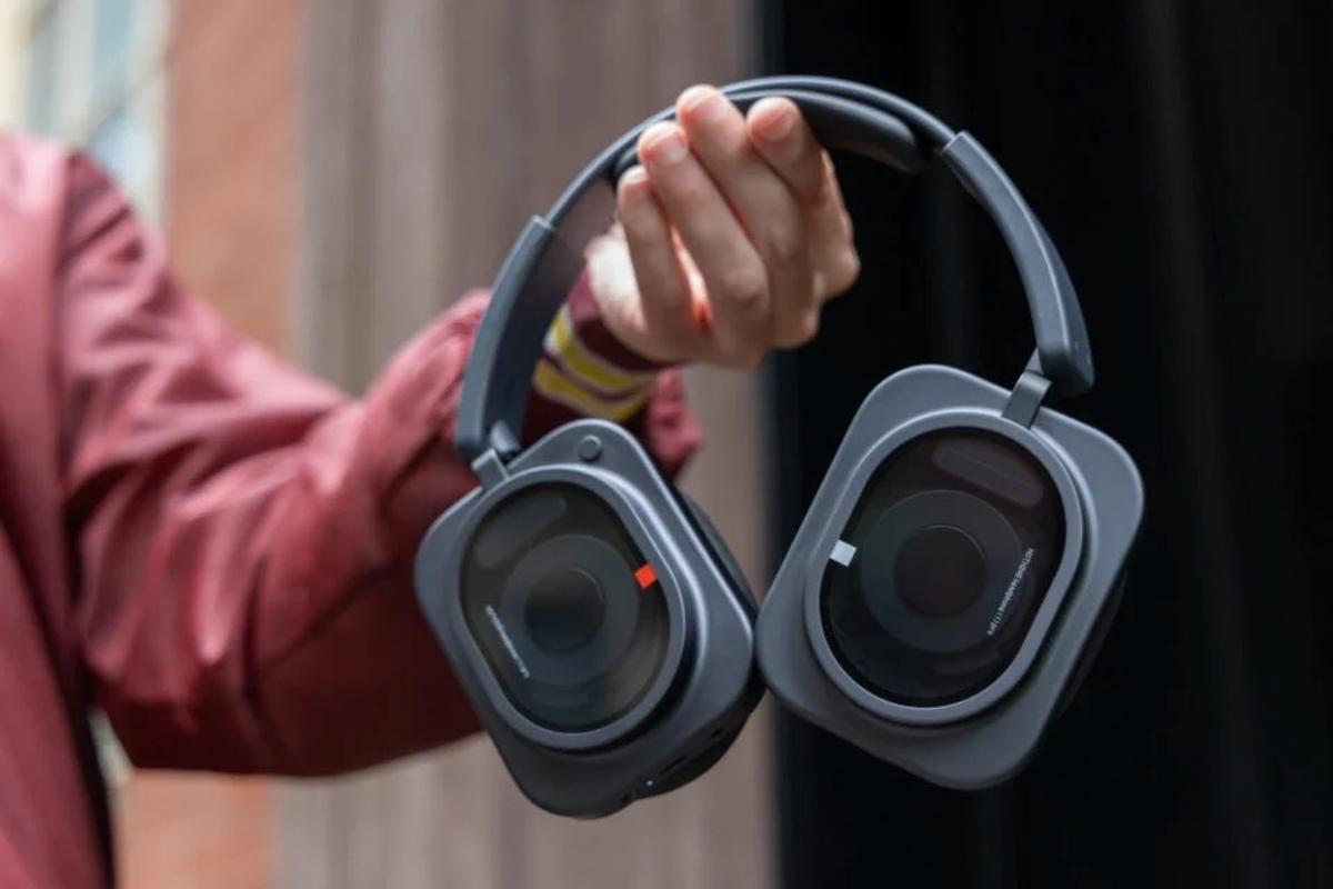 これぞNothing流の最高級ヘッドホン。「Nothing Headphone (1) Pro」レビュー