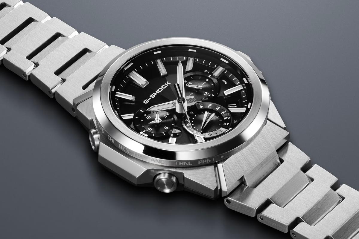 G-SHOCKの「ゴツさ」を上品に昇華。メタル外装のG-STEEL新モデル
