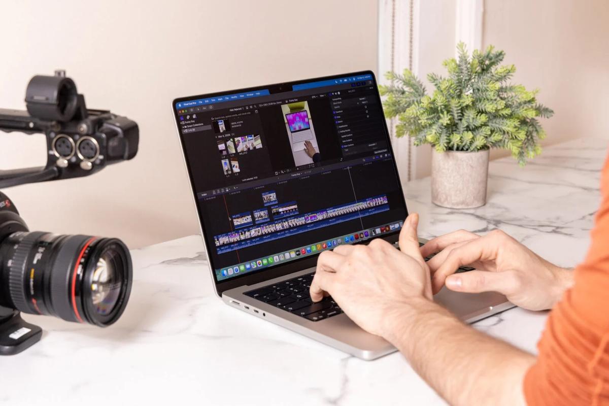 噂のOLED搭載MacBook Pro、最も注目すべきは…軽量化？