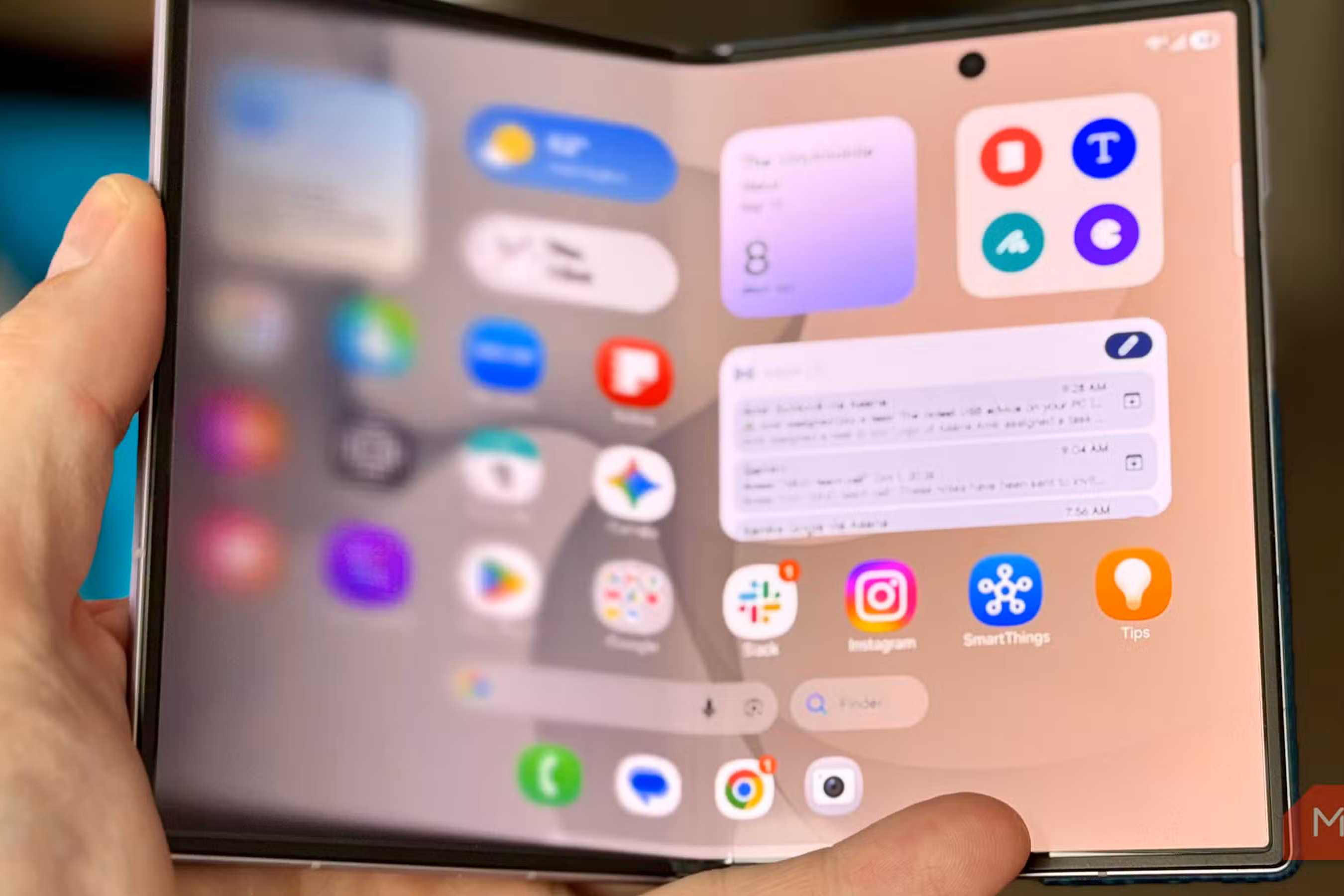 iPhone Duoの「開閉エフェクト」、折りたたみGalaxyで再現できるか試してみた