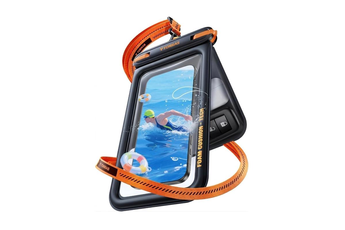 水に落としても浮き上がる。TORRASの防水スマホケースが過去最安です