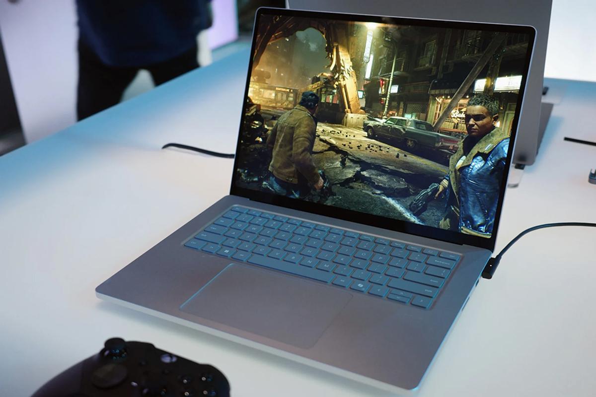ずっと欲しかったのはこんなPC。「Surface Laptop Ultra」に感じた可能性