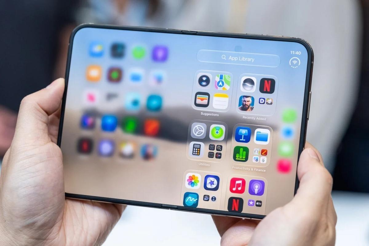 iPhone Duoはやくも追加生産。品薄予想で3割増、1000万台に到達