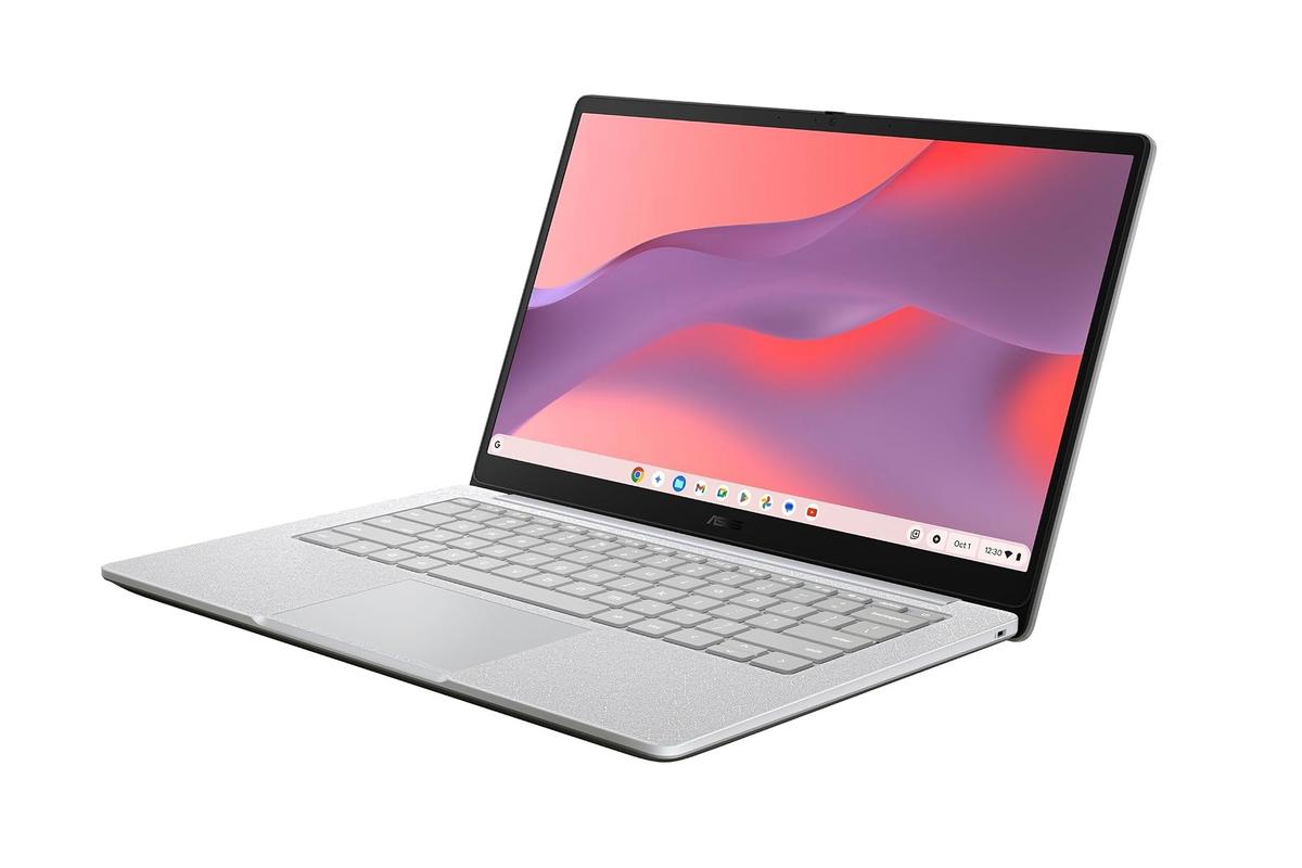 バッテリー13時間以上いけます。ASUS Chromebook新モデルが4万円切り