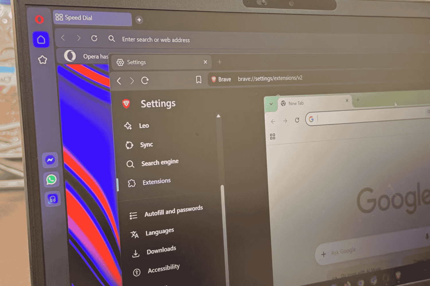 脱Chrome。4つのブラウザを試した結果、広告の少なさもメモリの軽さもコレの方が良かった