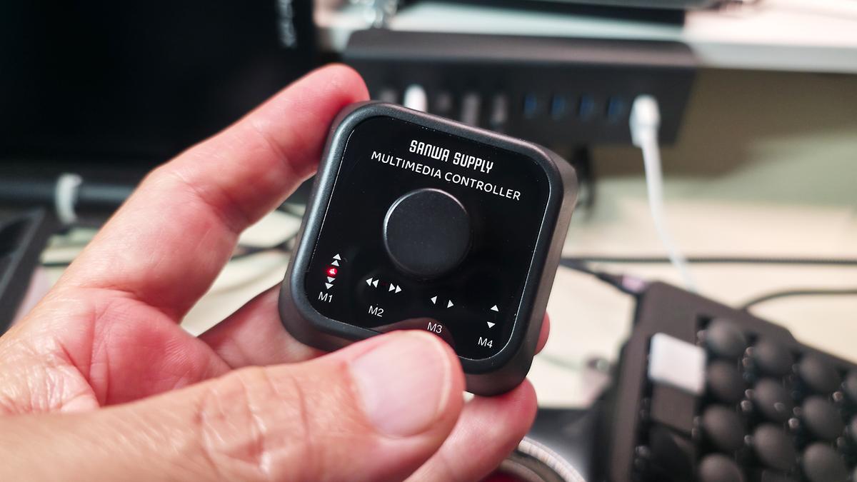 ボタンひとつで8役こなせる！ サンワダイレクトの小さな万能スイッチ「400-MAB211BK」