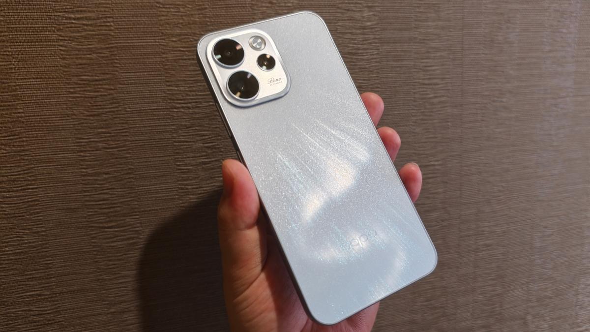 6万円台スマホ「OPPO Reno15 A」レビュー：バッテリーもちとmicroSD対応が魅力、カメラには惜しさも