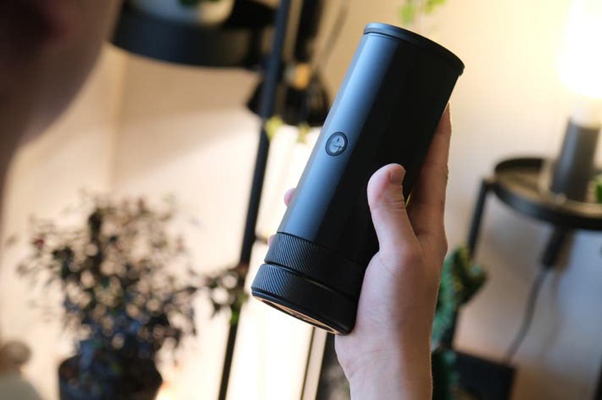 プロの「蒸らし」さえ自動化できた。本格派のためのポータブルエスプレッソマシン