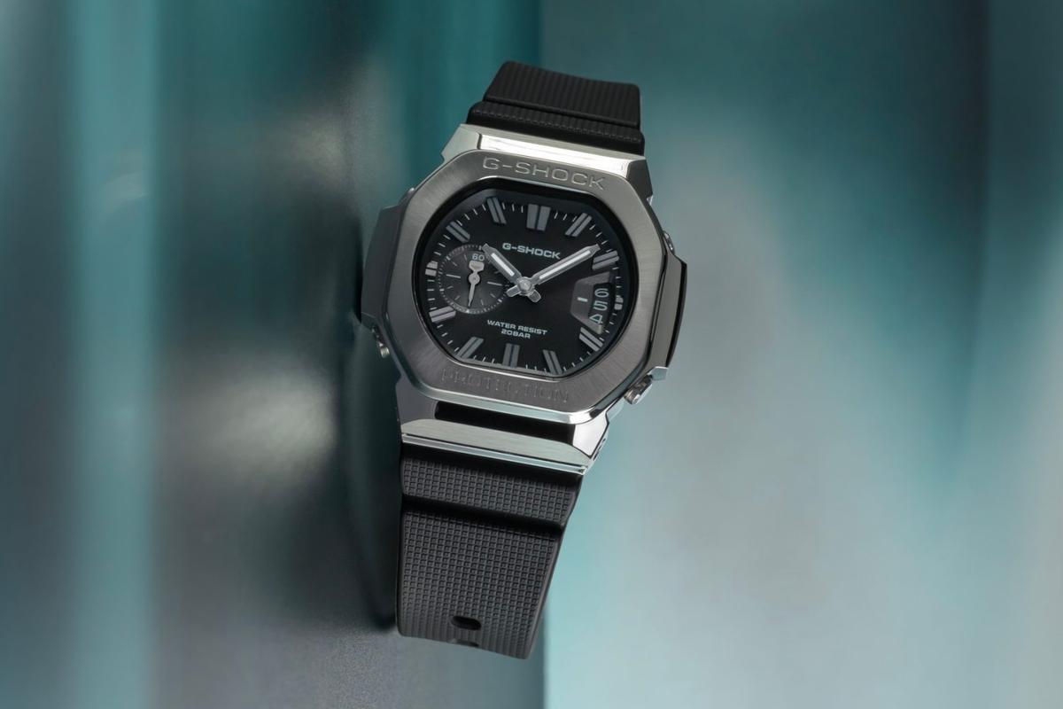 初代G-SHOCKのDNAをアナログで再解釈。“あの八角形”に洗練された文字盤が融合