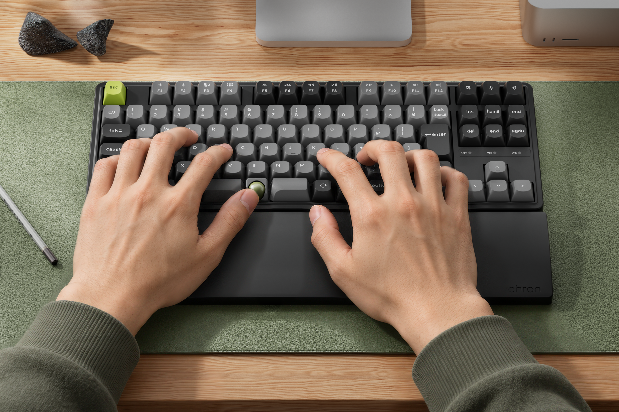 スペースバーを割ったら、ボールが生えてきた。「Keychron C3 Pro Trackball」の発想が天才すぎる…！