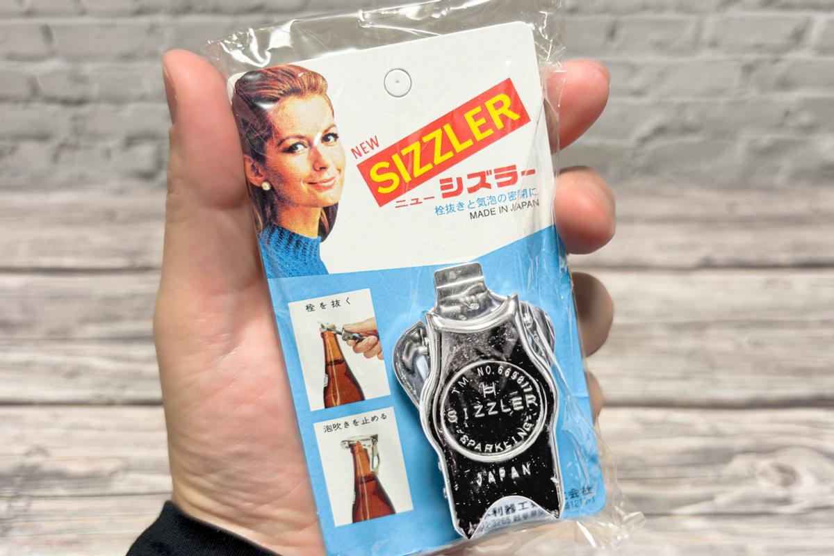 開封した瓶ビール、再び栓ができる栓抜き。「あとで飲む」が実現します