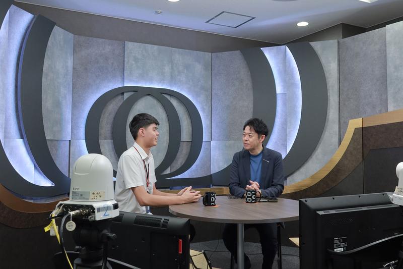 TBSテレビ特任執行役員 竹下隆一郎氏(右)
