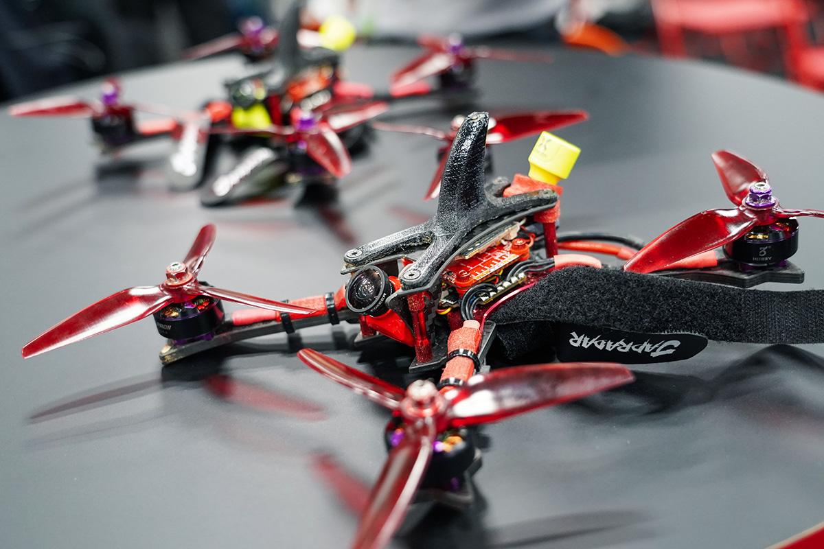 ドローンレースの世界大会が11月に東京で開催、ドローンの市民権獲得に
