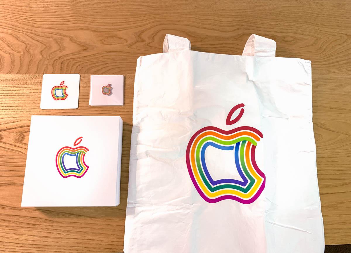 AppleStoreShanghai静安 オープン記念 アップルストア バック Latest Apple Store reveals beautiful circular design