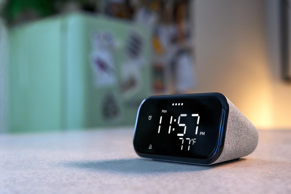 8000円以下で買える時計特化のスマートスピーカー「Smart Clock