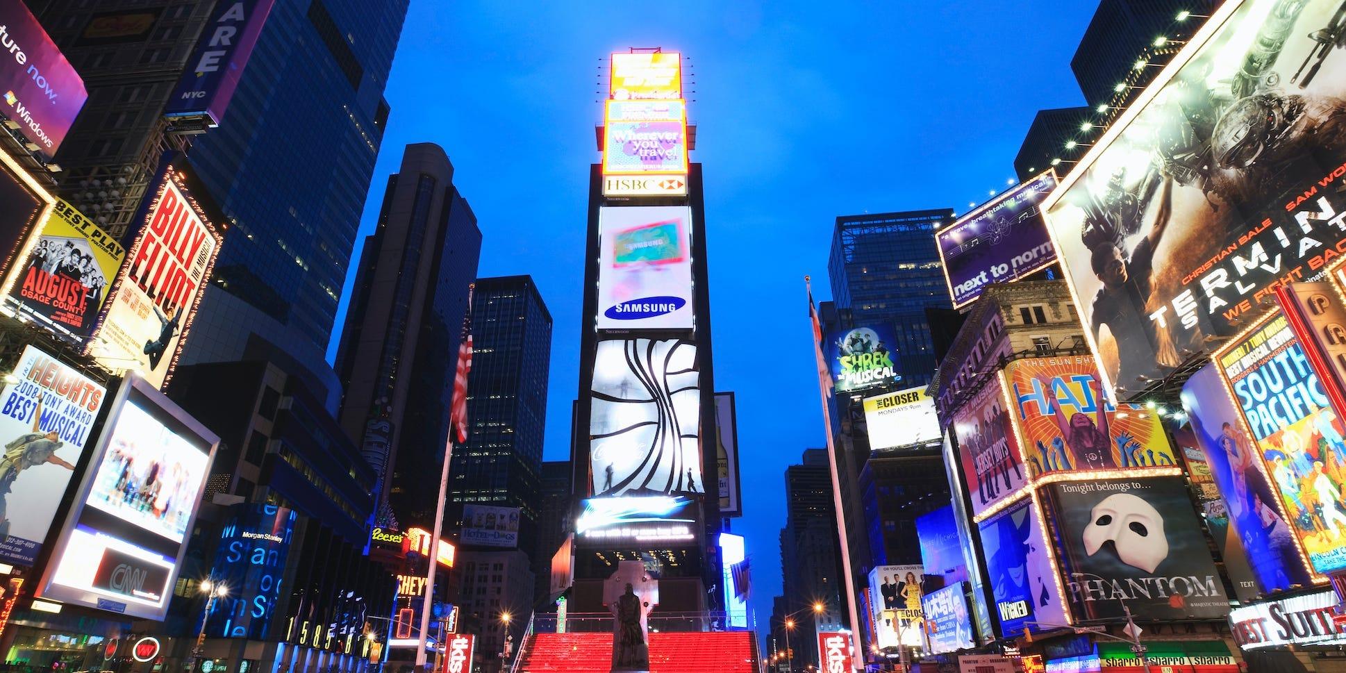 大規模NFTイベントの創始者は、仮想通貨やNFTが暴落しても気にしない…「取引可能なNFTはエコシステムのごく一部分にすぎない」 | Business  Insider Japan