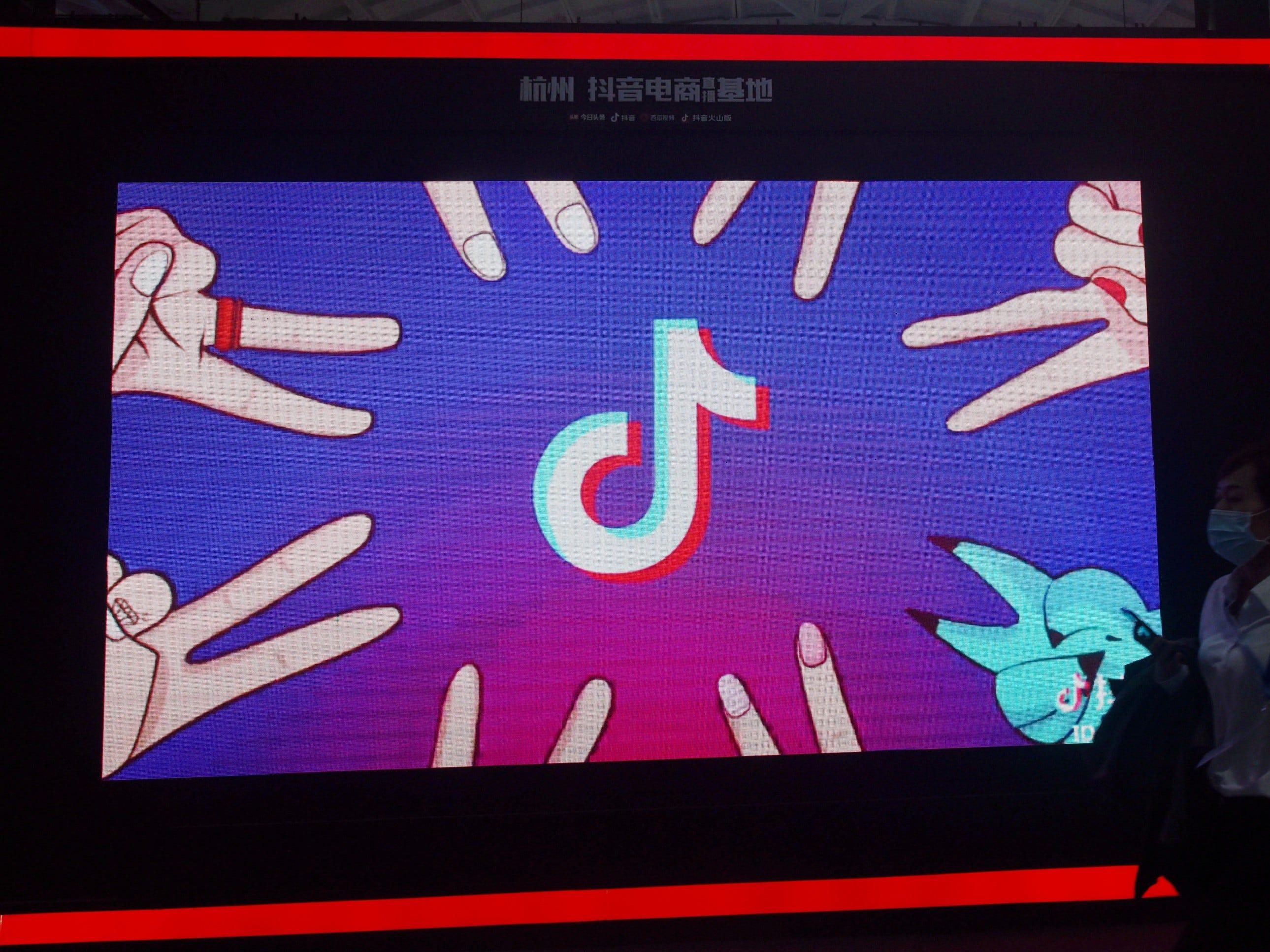 ワイフ刑務所　メロディボックス　新品　オプション音声データ付き　TikTok WAIFU PRISON! (MELODY BOX) | out of love