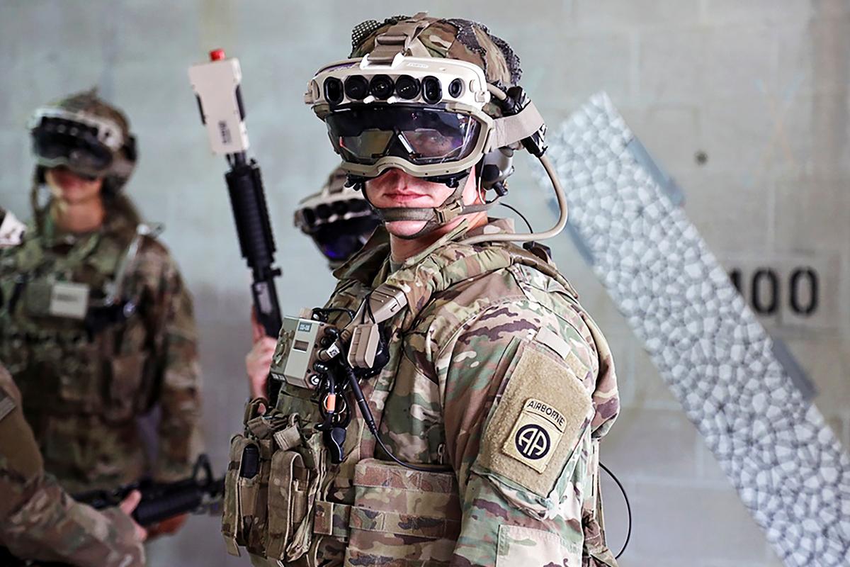 prime_microsoft_hololense_army
