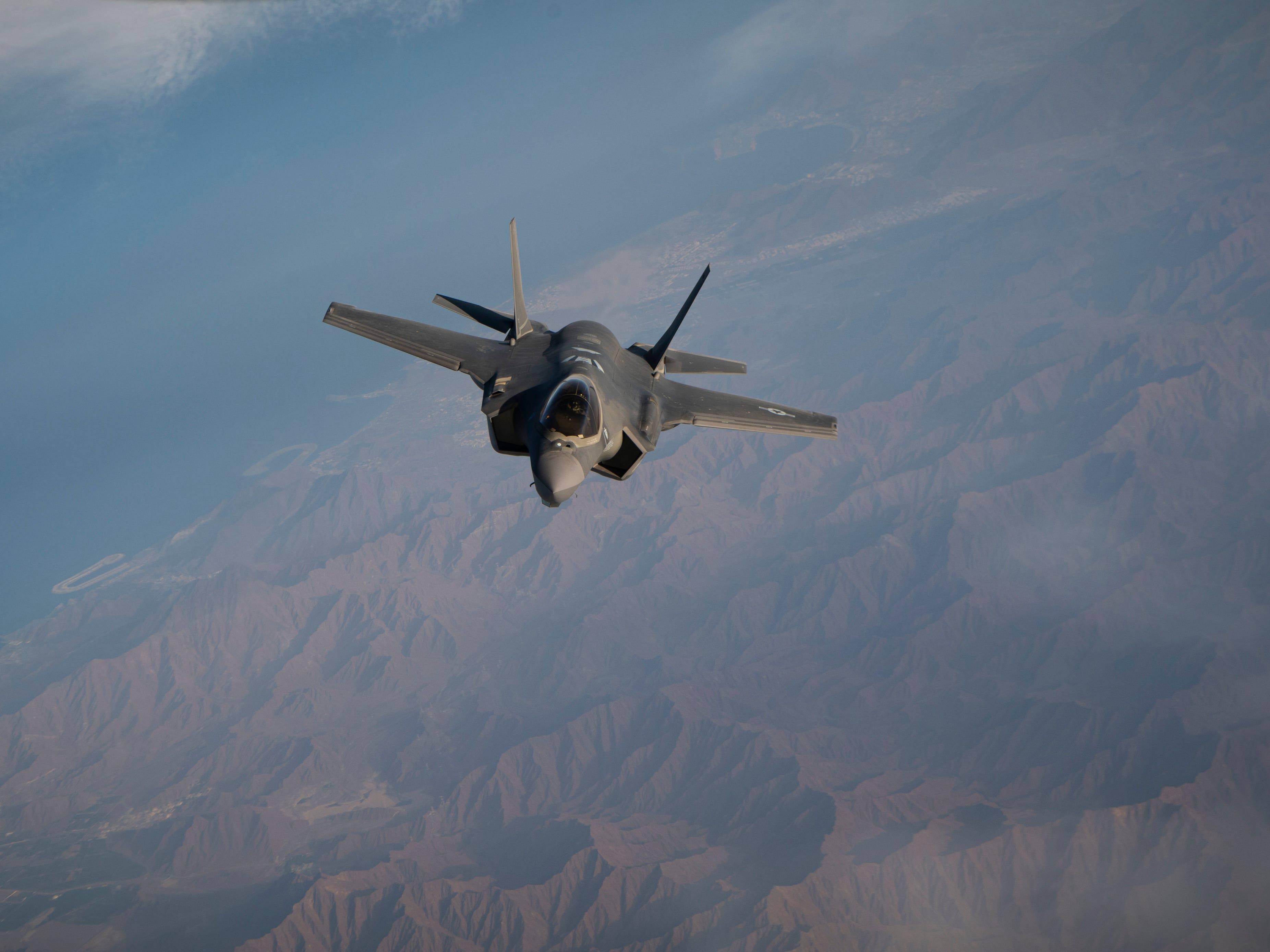 操縦機 ステルス戦闘機F-35の操縦は過酷…「訓練飛行の後、パイロットは