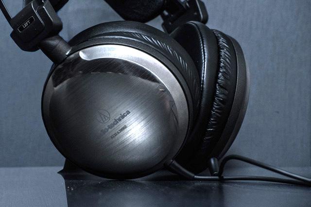 2016年の音楽トレンドを忠実に聴かせるフラッグシップヘッドホン「ATH