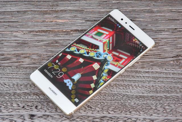 【超美品/箱・付属品あり】HuaweiP9★Leicaダブルレンズ★SIMフリー ライカテクノロジーが息づく、ダブルレンズ搭載スマホ「HUAWEI P9