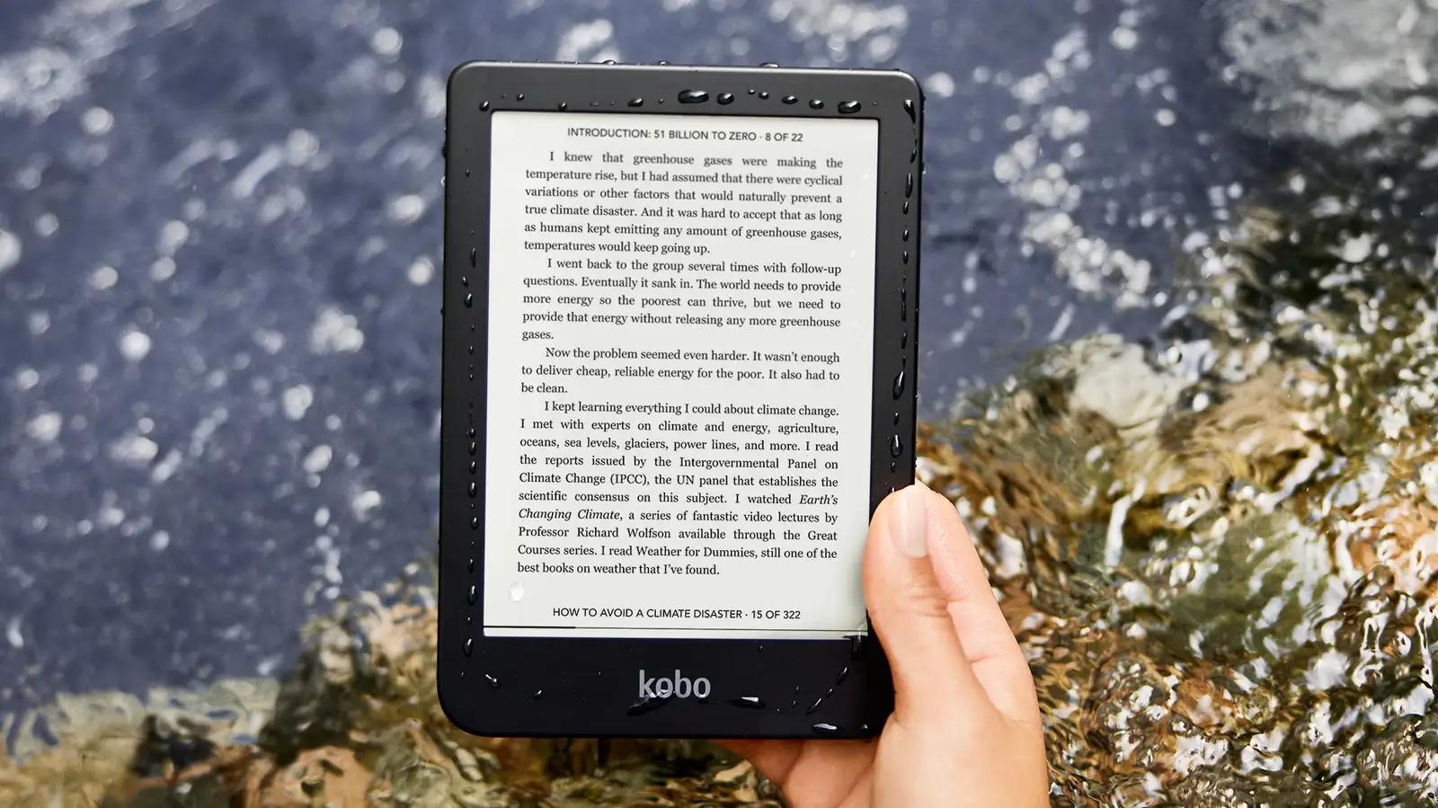 楽天「Kobo Clare 2E」、防水機能追加でKindle Paperwhiteといい勝負
