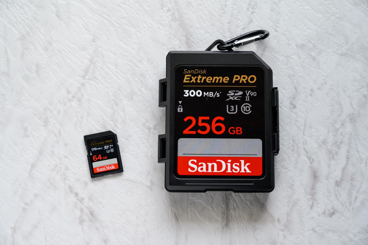 サンディスクが発売した「巨大なSDカードっぽい何か」を買ってみた