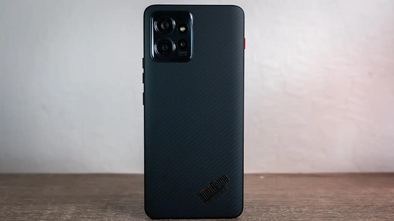 ThinkPhone」はここがThinkPadでした | ギズモード・ジャパン