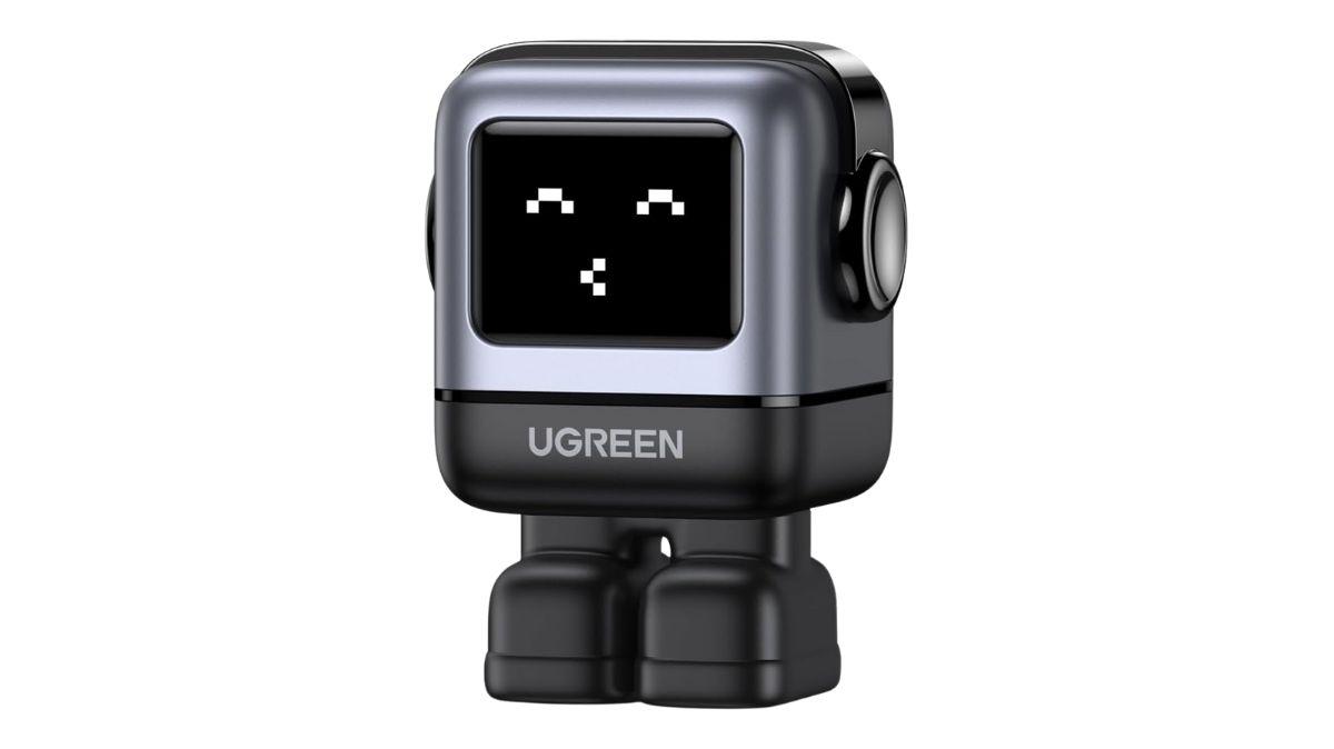 表情で充電の状態が丸わかり。UGREENのかわいい顔つきロボ型充電器