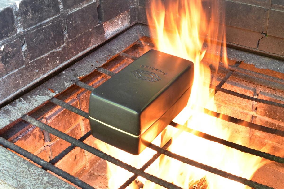 石窯料理が誰でも簡単に。新定番アウトドアギア「Bricknic」なら食材の