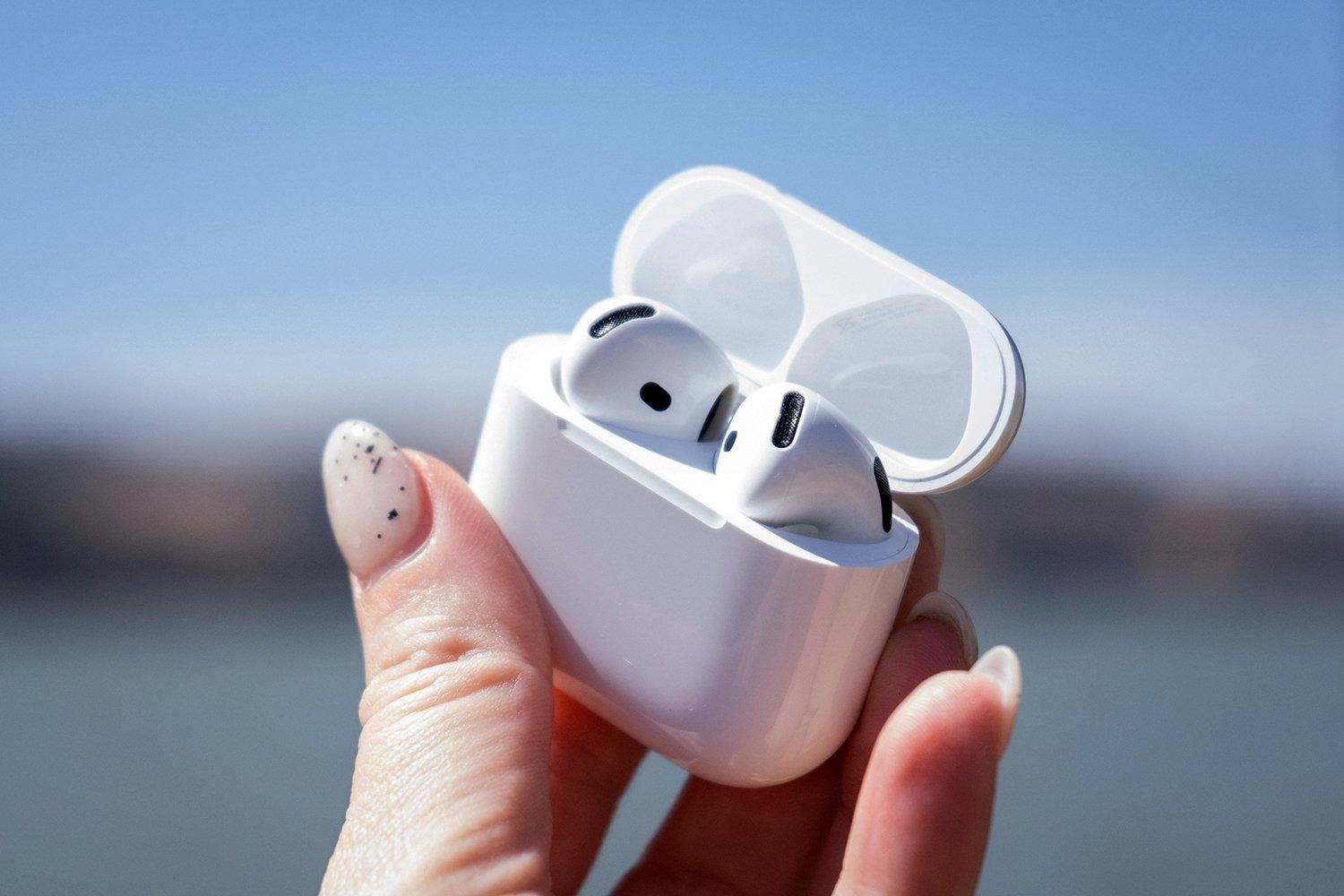 240917airpods4anc.jpg