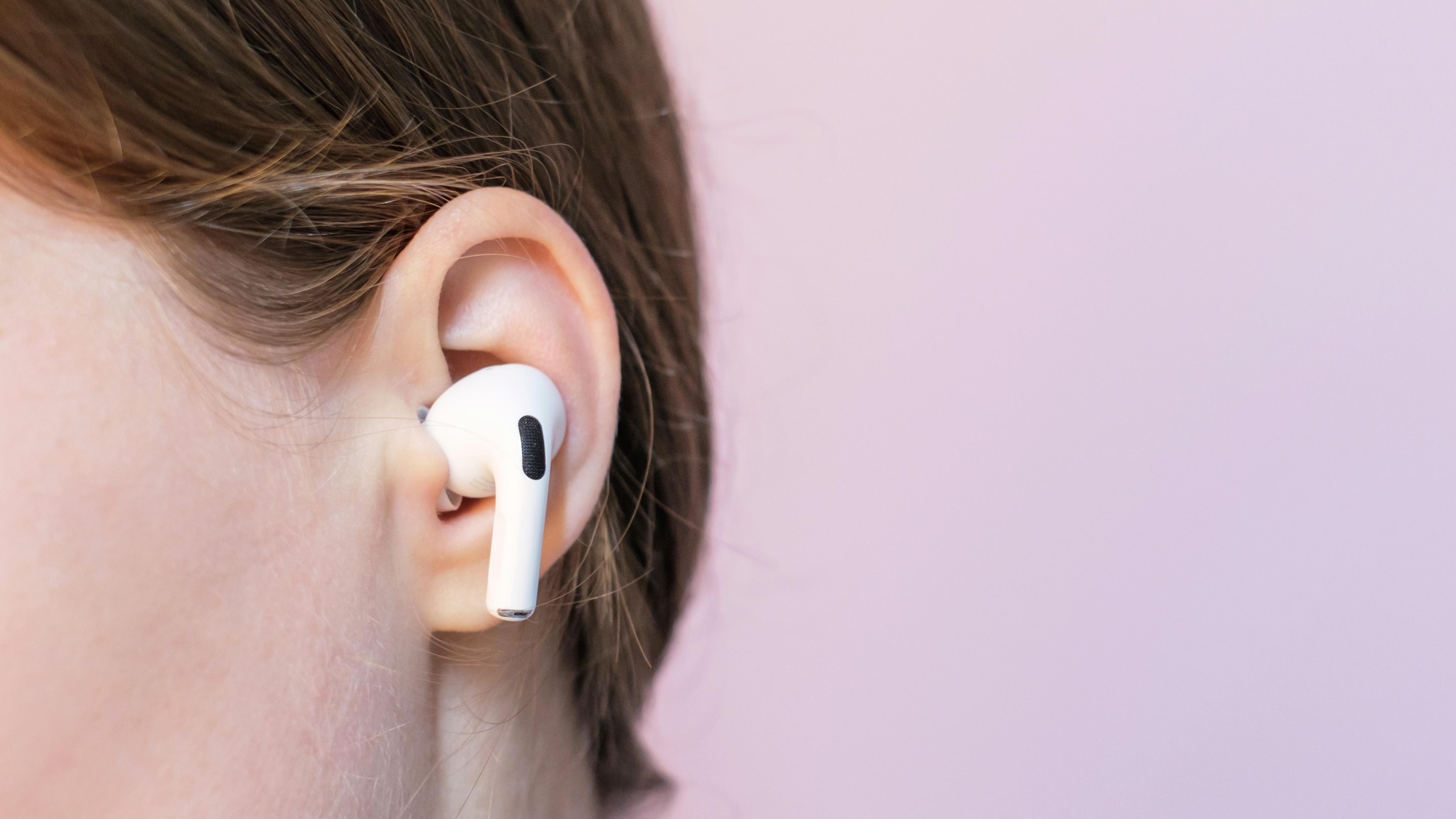 次のAirPods Proは耳に着けるだけで心拍数測ってくれるんだって