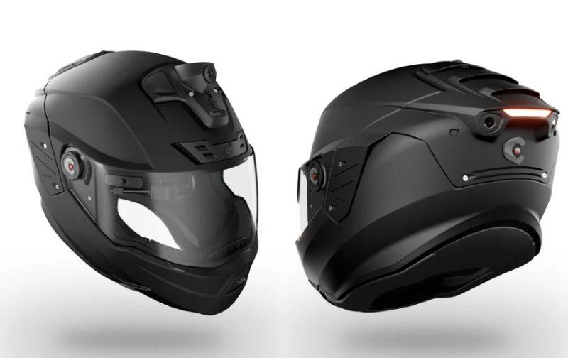 ふくろう並みの視野240度。AIが接近警告するバイク用ヘルメット