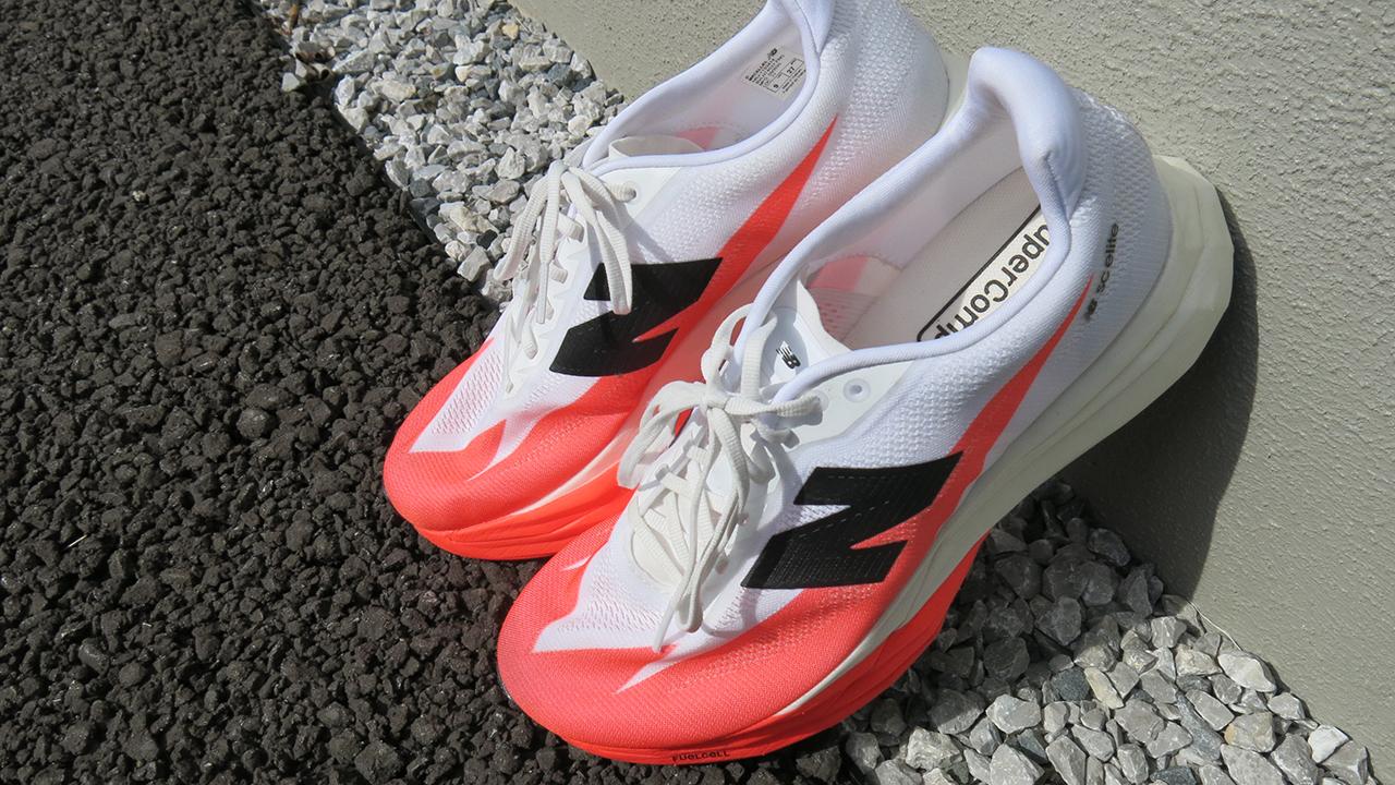 New balance フューエルセル スーパーコンプエリート5/25.5 ニューバランス FuelCell SuperComp Elite v5 フューエルセルスーパー