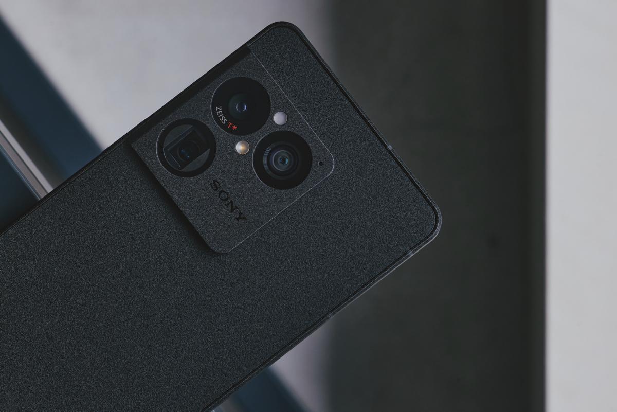 デザイン刷新で生まれ変わったXperia。「ソニーの最新技術」を妥協なく