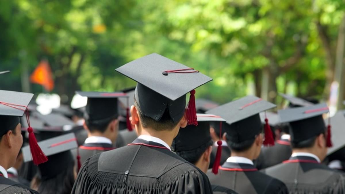 エリート大学を出ても全ての職業で高い給与が期待できるわけではない ライフハッカー ジャパン