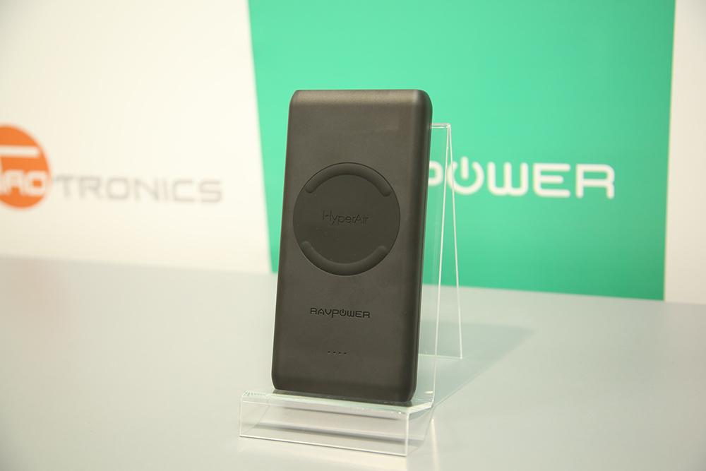 RAVPOWER HyperAir ワイヤレス 充電器 RAVPower】世界初！iPhoneへの7.5W急速ワイヤレス充電機能付きモバイル