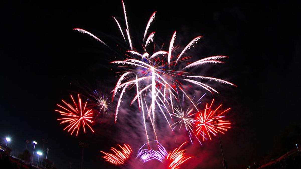 きれいな花火の写真をiphoneで失敗せずに撮る方法 ライフハッカー ジャパン