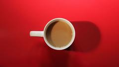 ホットコーヒーの常識！｢砂糖→ミルク｣の順番を守るべき理由