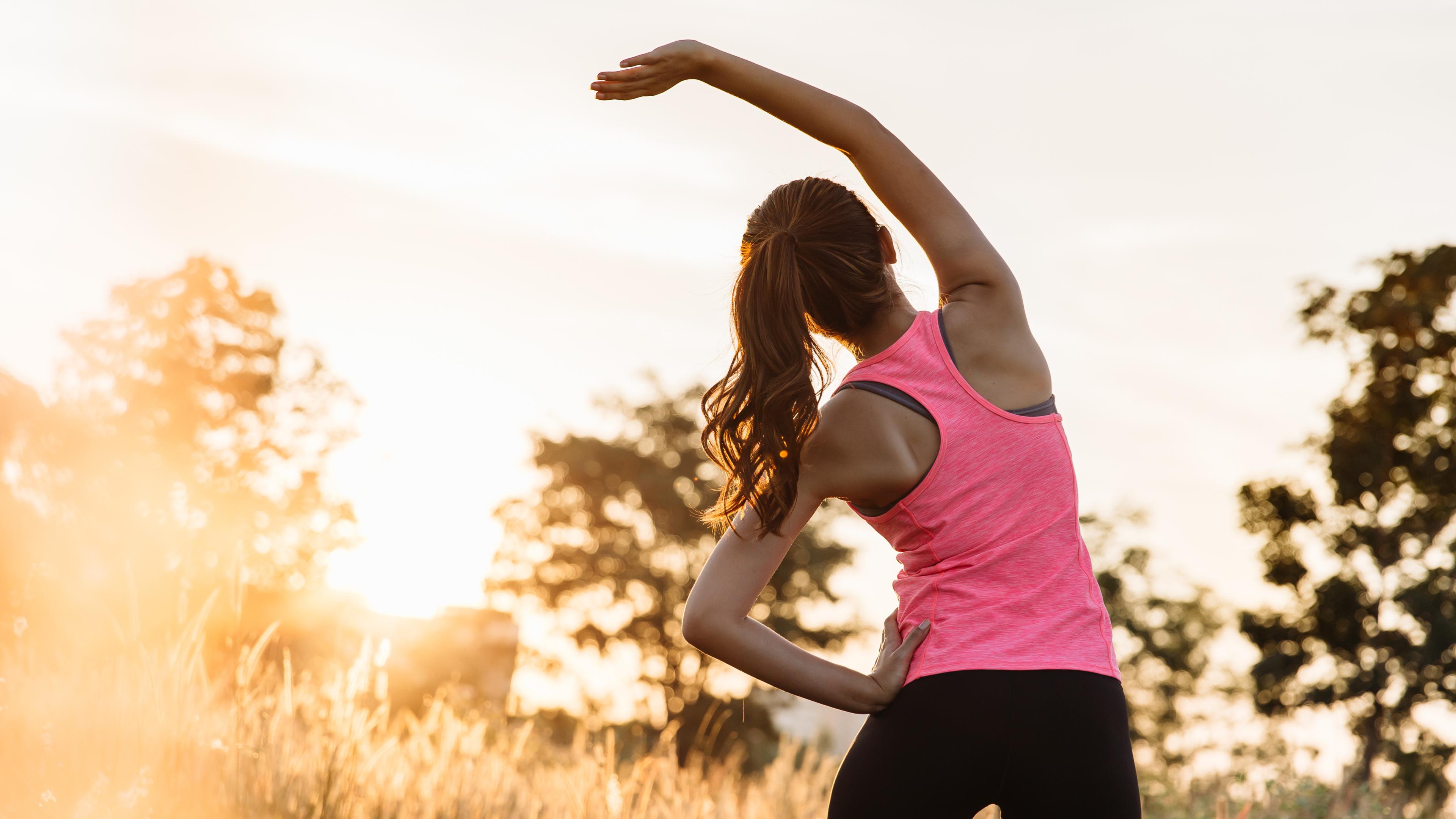 肩こり・腰痛とはもうおさらば。1日4分で健康体が手に入る「超ラジオ