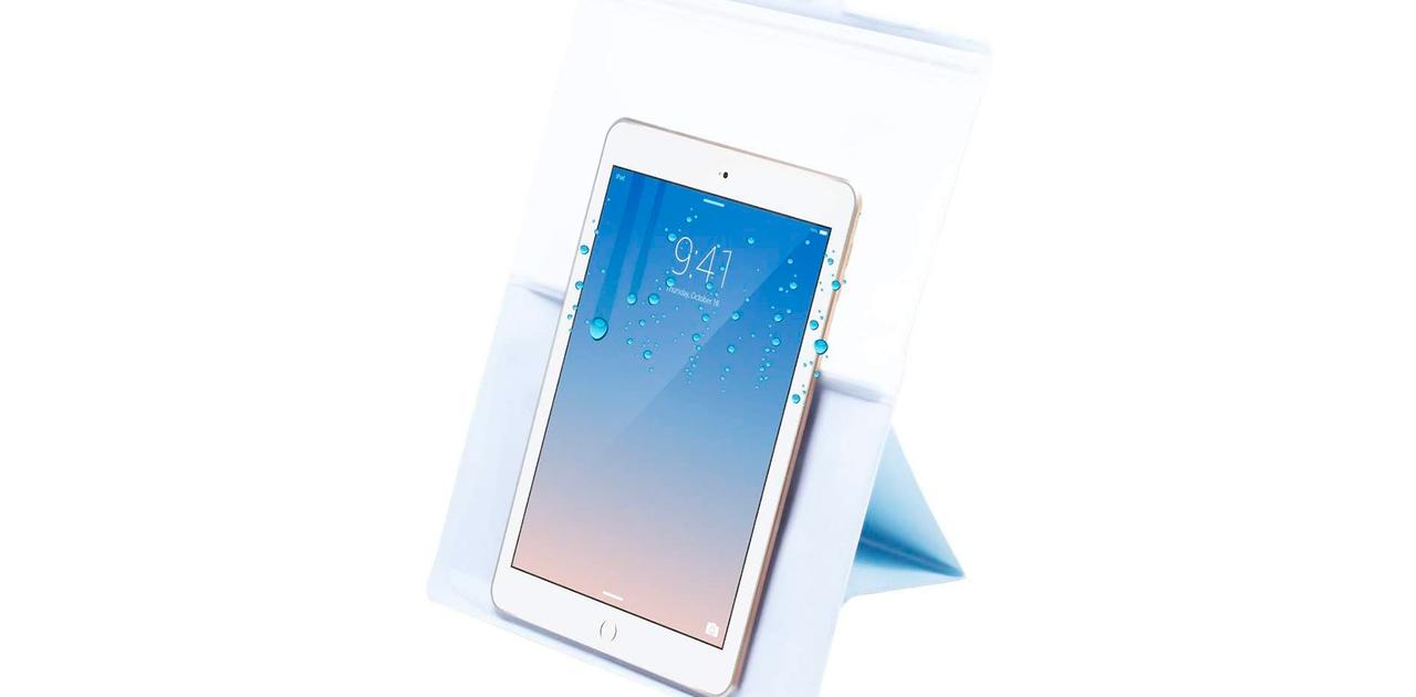 まるでスタンドつきの ジップロック お風呂やキッチンでスマホ タブレットが気軽に使える ライフハッカー ジャパン