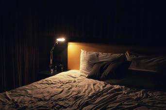 睡眠の質をあげたいなら、まず変えたい夜の習慣2つ