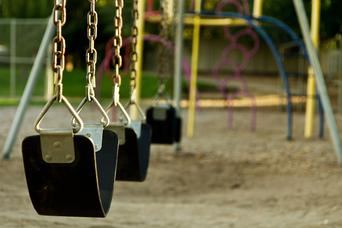 感染リスクを減らす。子どもを安全に公園で遊ばせるための注意点3つ