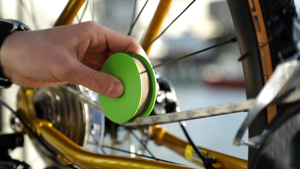 10秒で自転車のチェーンのメンテナンスができる Greendisc ライフハッカー ジャパン