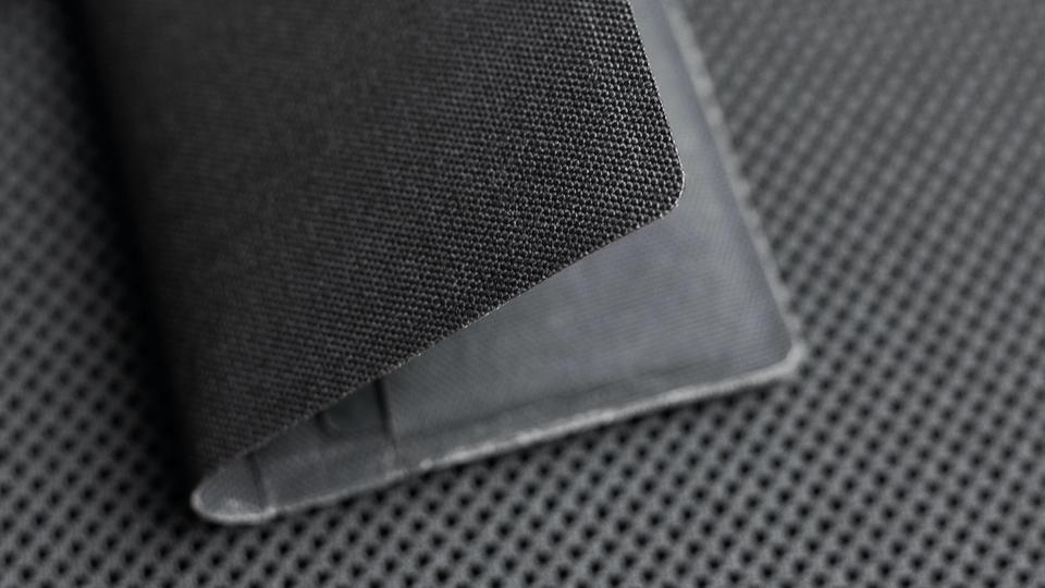 wramer_carry_bifold_wallet_details_home
