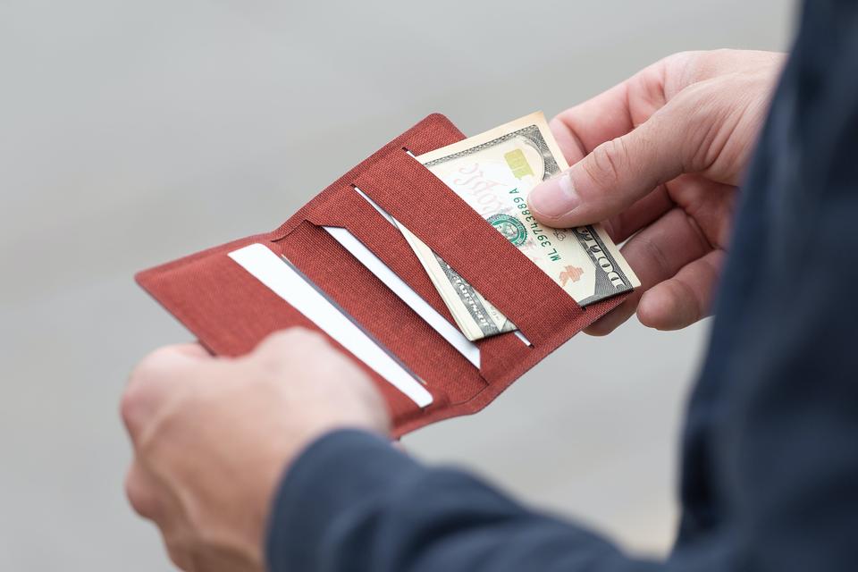 wramer_carry_wallet_J