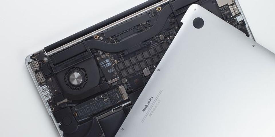MacBook Proの内部