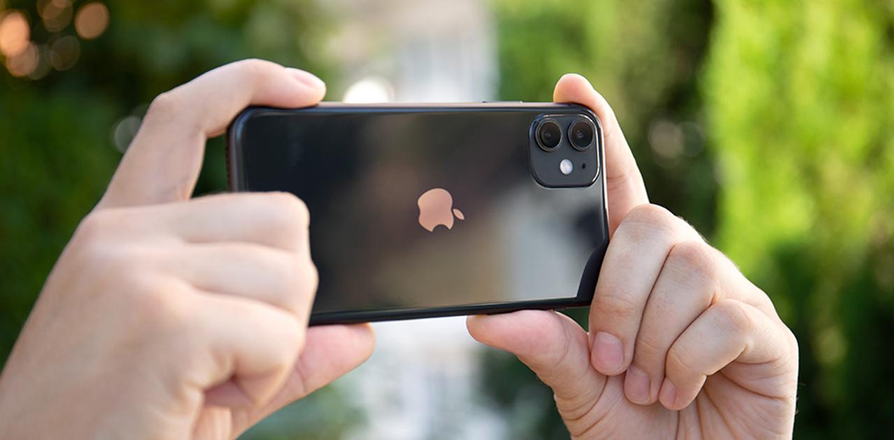 Iphoneやipadの 思い出 で見たくない写真を削除する方法 ライフハッカー ジャパン