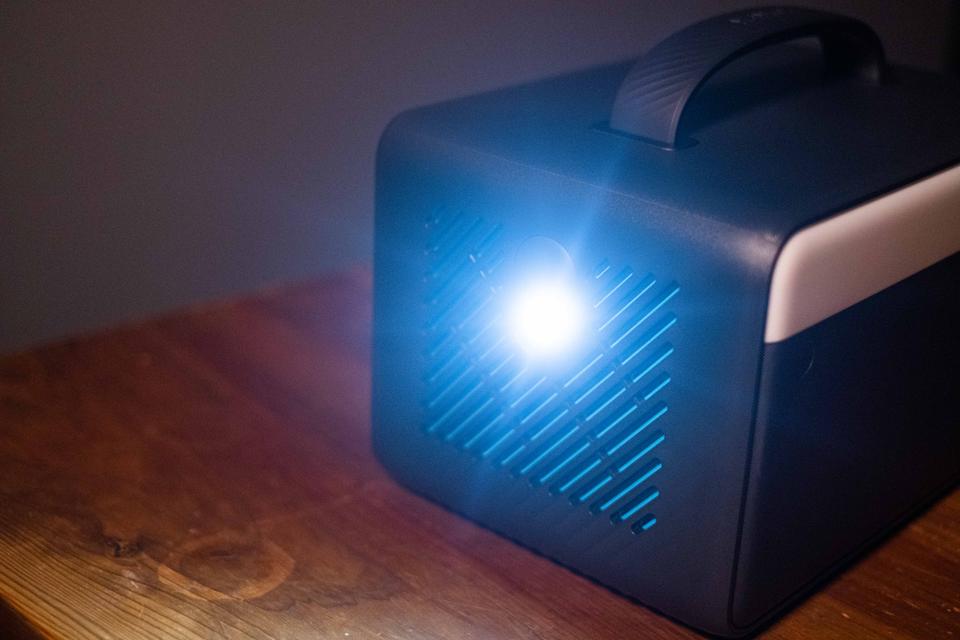 本体側面のLEDライト