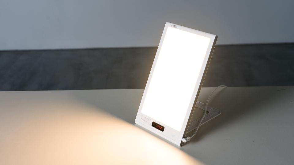 lht_LUXlamp_01w2000
